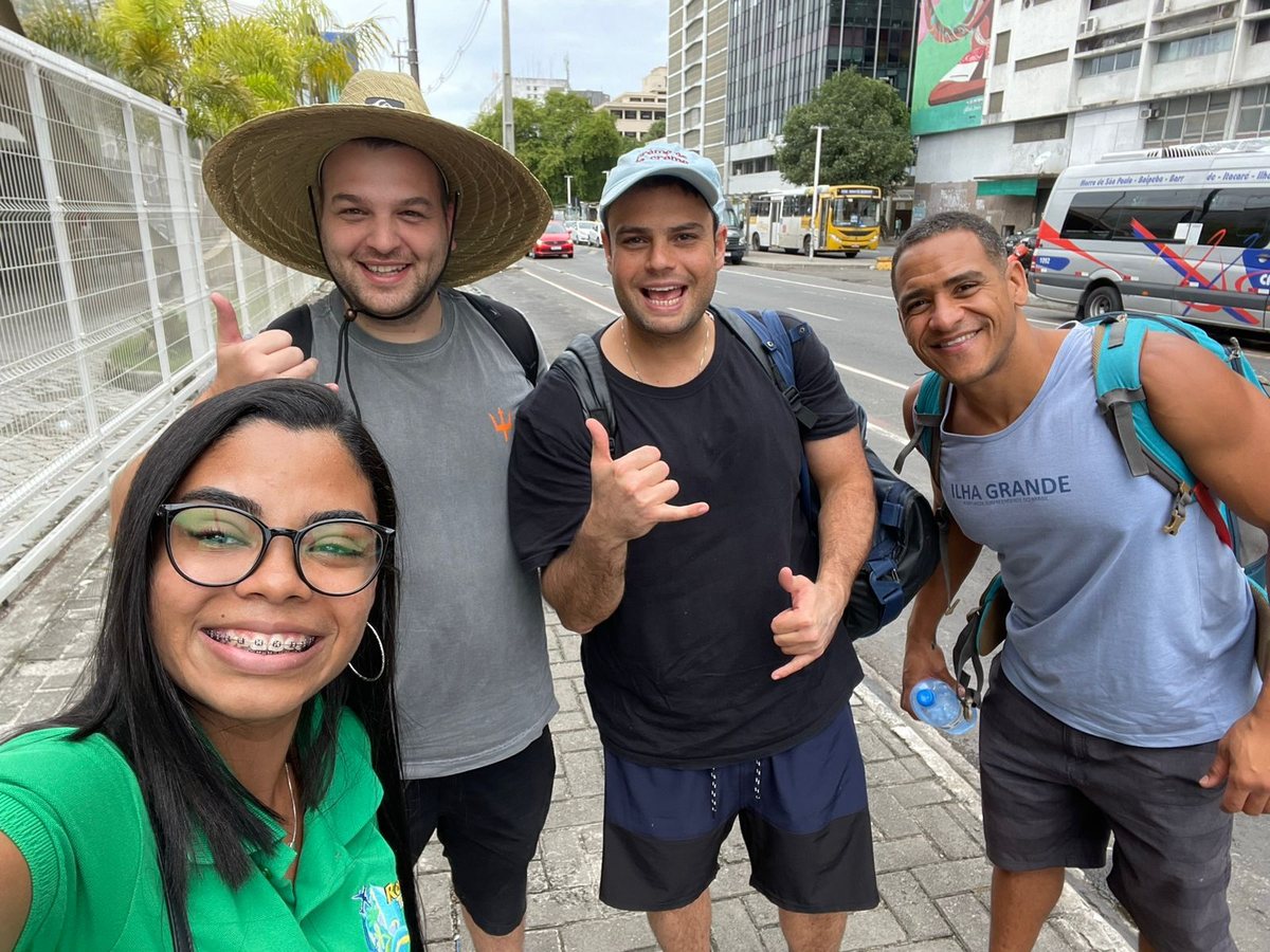 Clientes atendidos pela equipe Reny Turismo